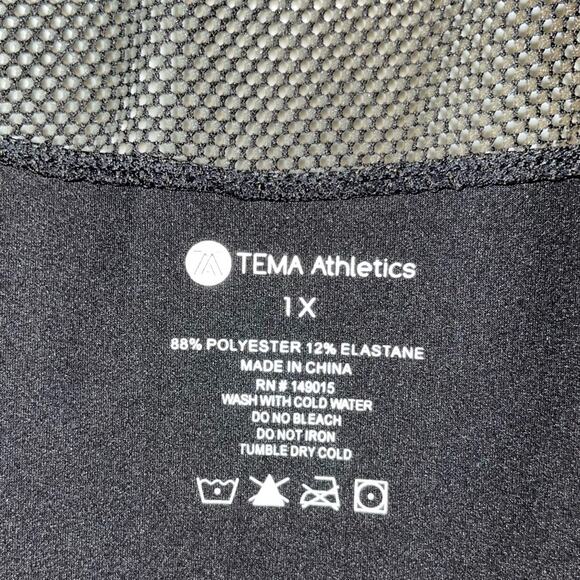 Black and Gold Workout Tank - Gold Glitter - Mesh Panel - EUC - 1X - Picture 4 of 5